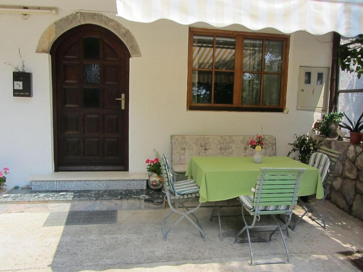 Apartments Marijana Srsici Exterior photo